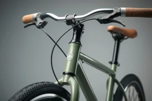 Reymond E-Classic Brings AI to Retro Cycling